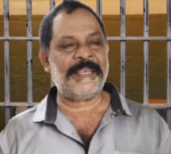 30 liters of foreign liquor kept for sale in KazhaKoottam was seized
