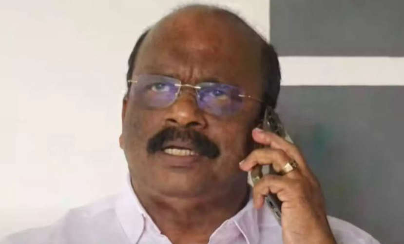 Madhu Mullassery Former CPM Leader of Mangalapuram Joins BJP After Dispute