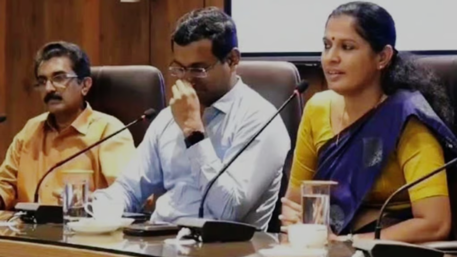 naveen-babus-death-court-notice-to-kannur-collector-and-tv-prasanth