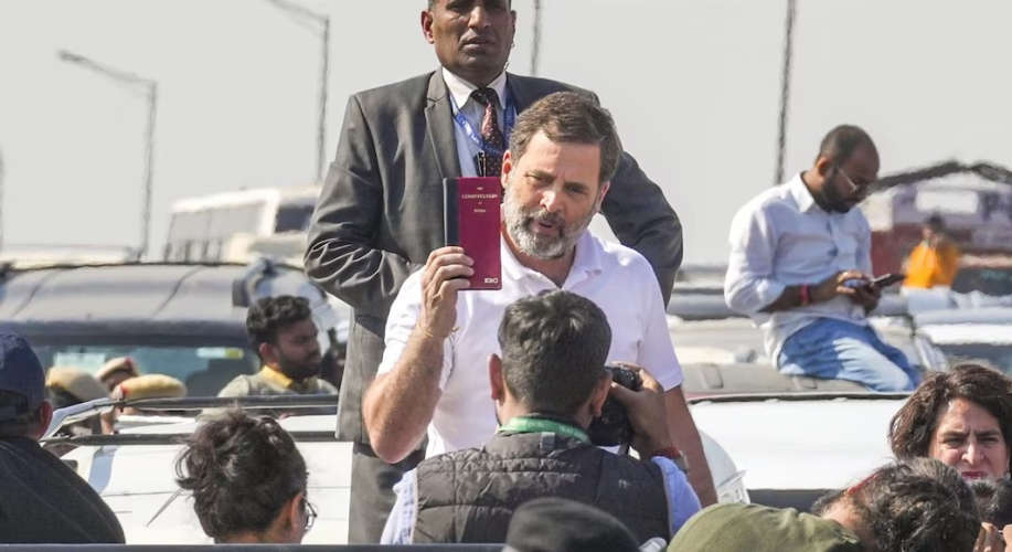 Rahul Gandhi Concludes Speech Holding Up Constitution