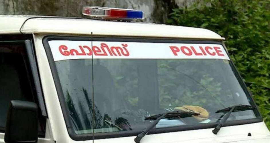 Ollur CI was stabbed in the attack by goons