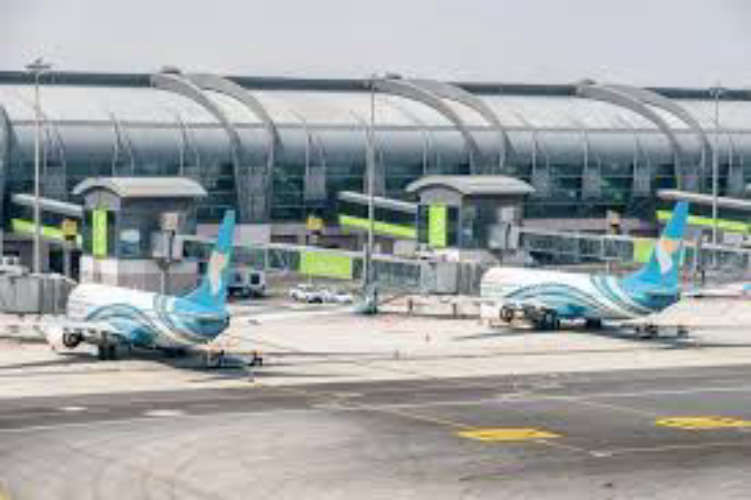 Oman Air has denied social media rumors that many employees have been sacked