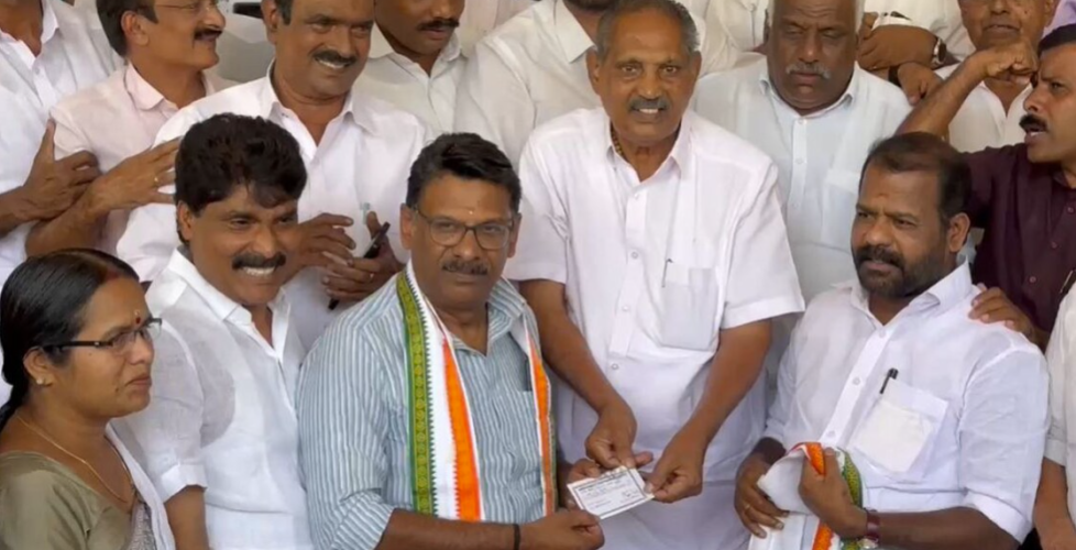 former-bjp-wayanad-district-president-kp-madhu-joints-congress