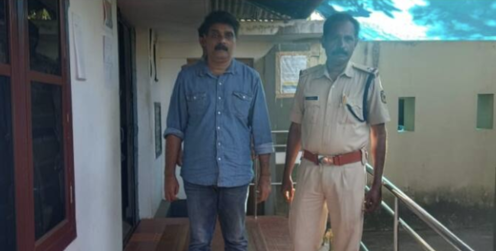 Fraud of money by offering work abroad Accused in custody