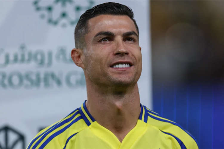 carlos ruiz proud ronaldo broke his world cup qualifying goals record calls himself a legend