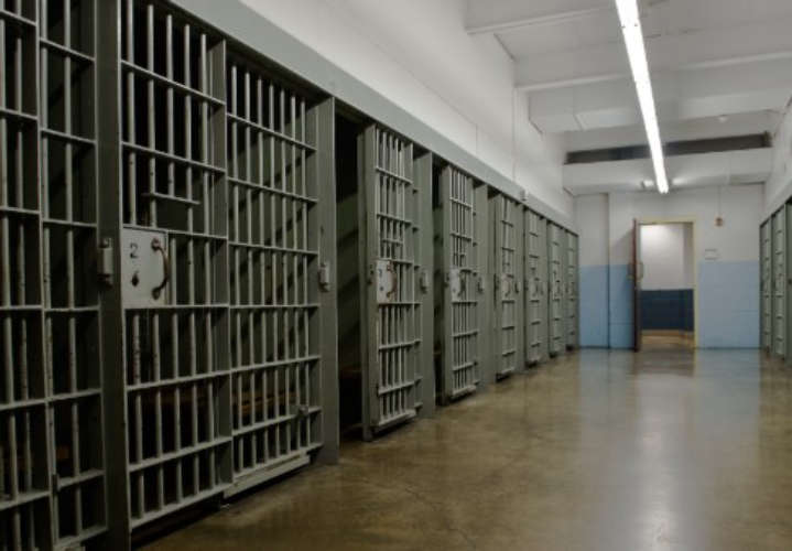 Separate block for heterosexuals in jail