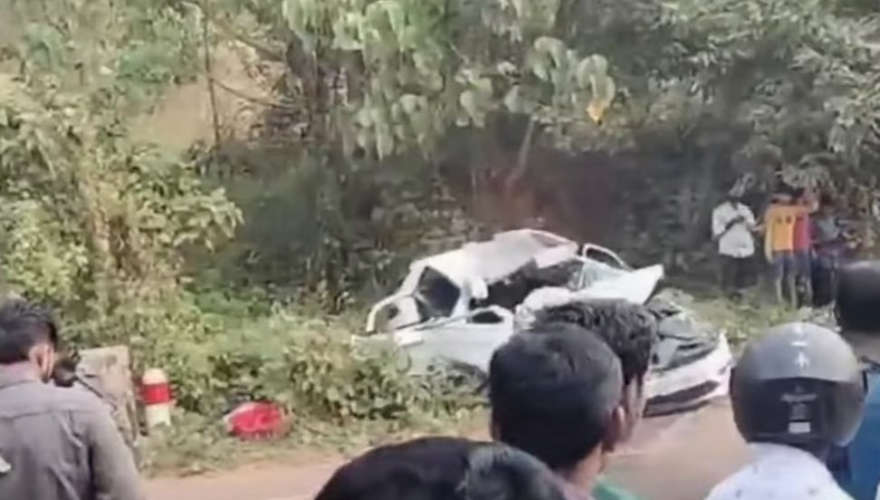 Two killed in a collision between a car and a private bus in Mattannur