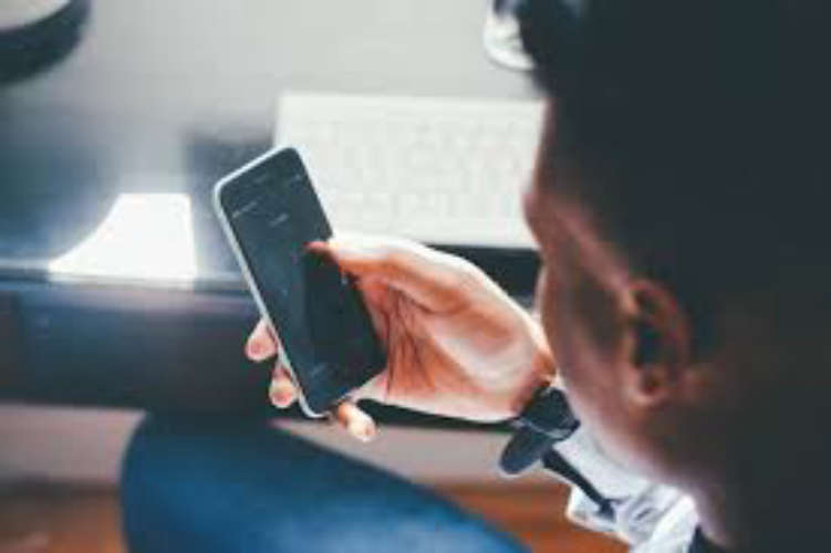 fake scam messages in social media-latest story