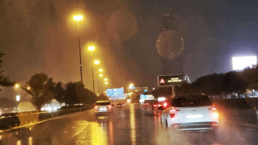 UAE weather Sunny afternoon with cloudy skies Today
