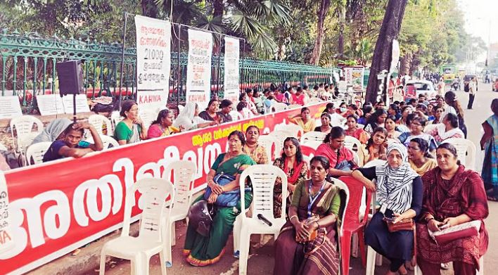 Minister R Bindu against Asha workers Minister Bindu says that the center needs to have the backbone to express its demands and that the Manimuttathavanipanthal song should not be sung when the central minister comes