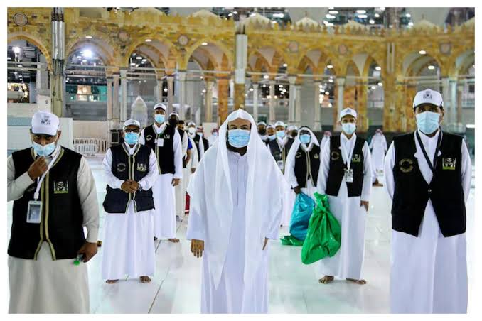 Saudi Arabia readies for Eid Al Fitr Prayer to be held 15 minutes after sunrise