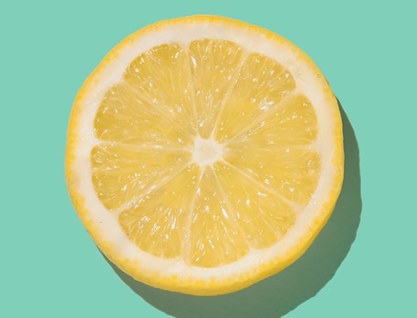 Can I apply lemon on my face Is it safe Lets see these things