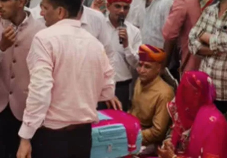 15 crore dowry petrol pump and 130 acres of land social media is shocked