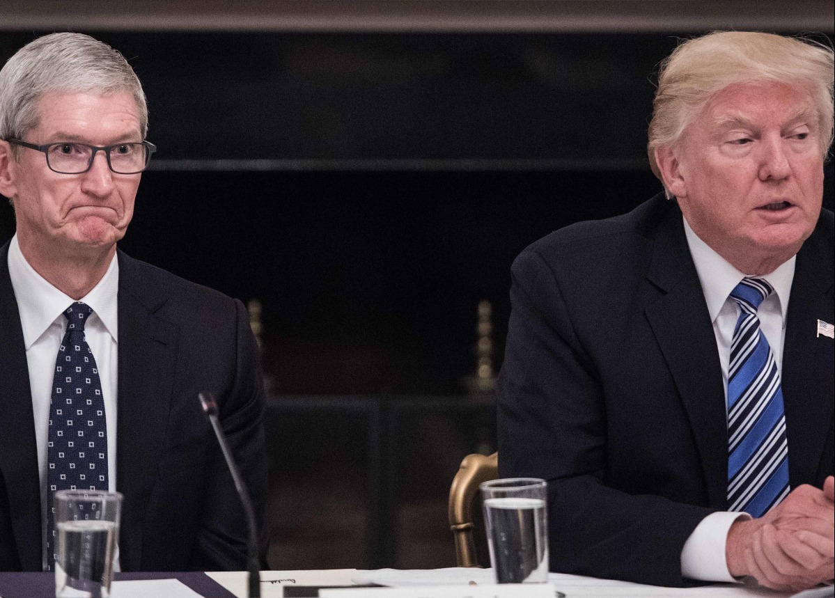Trump Tells Apple to Avoid iPhone Manufacturing in India Urges Increased Factory Output in US