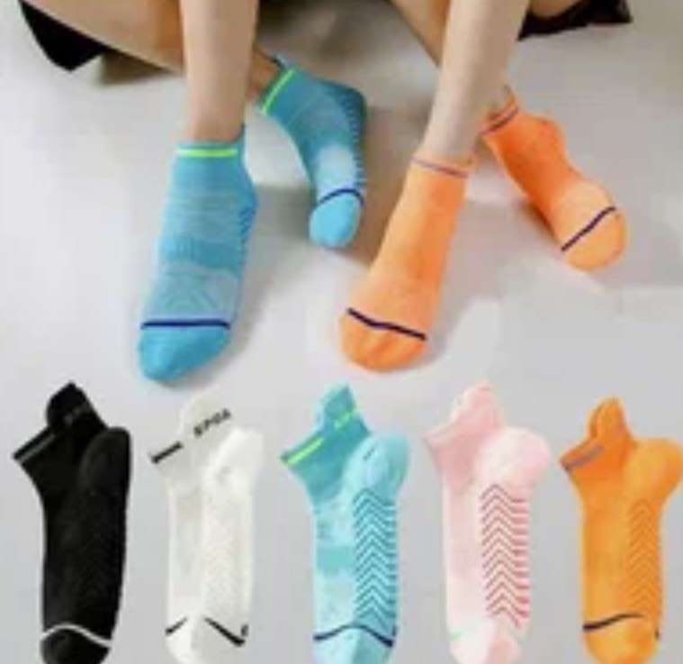 How to Keep Socks Clean and Odor-Free Easy Home Tips
