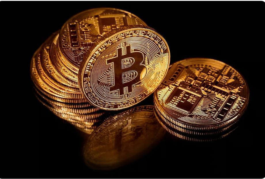 UAE Soon residents can get salaries pay bills traffic fines through cryptocurrency