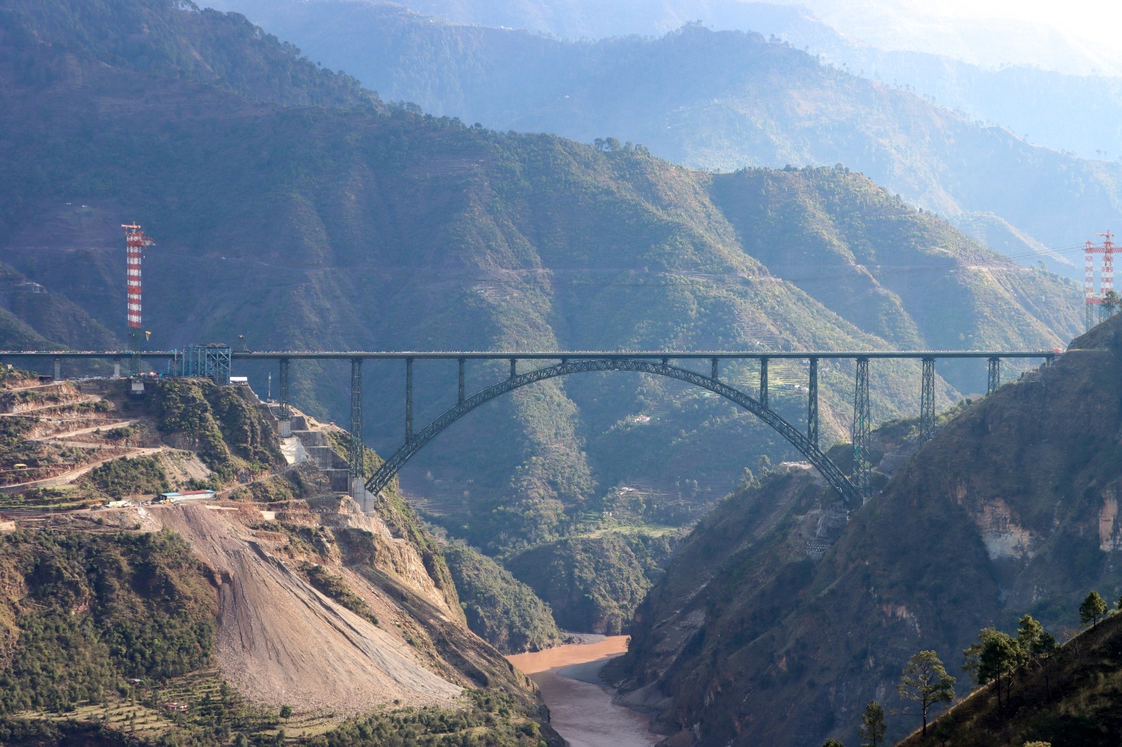 chenab bridge1.jpg