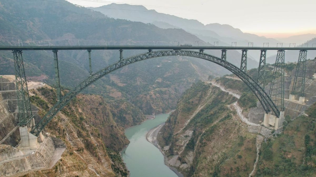 chenab arch railway bridge will open today