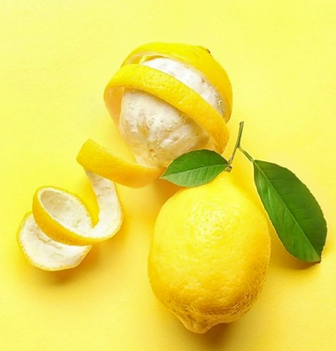 How Lemon Rich in Vitamin C Supports Hair Growth