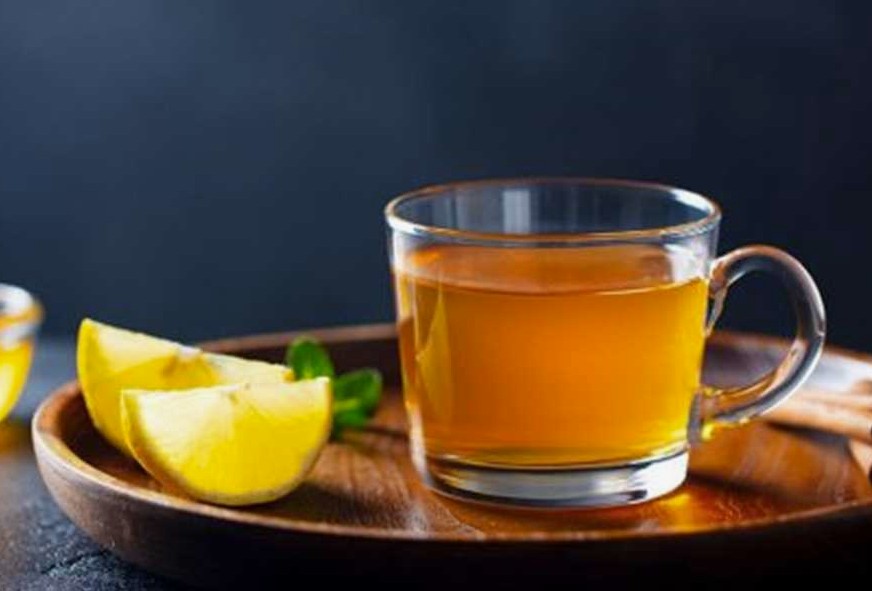 Lemon Tea Health Benefits and Foods to Avoid With It