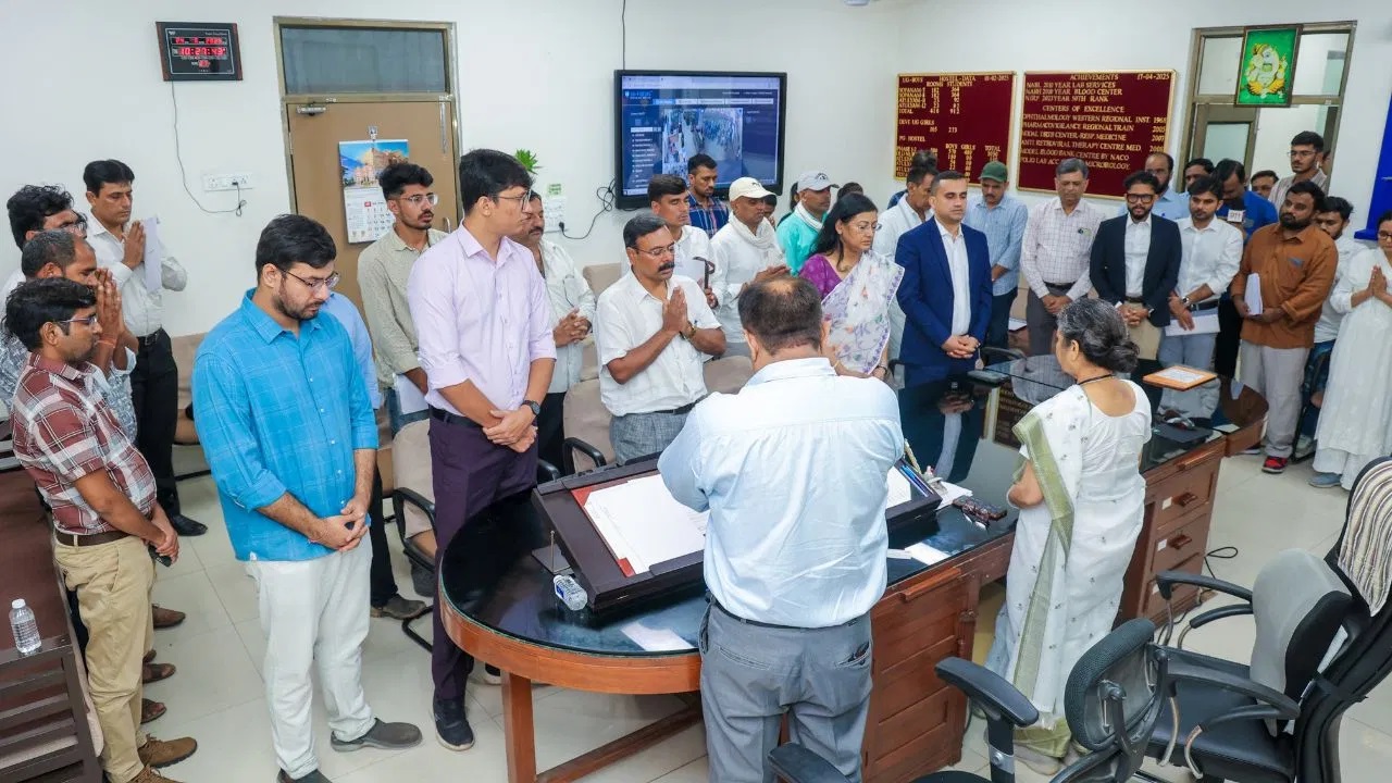 2025-06-2509:06:87.suprabhaatham-news.png