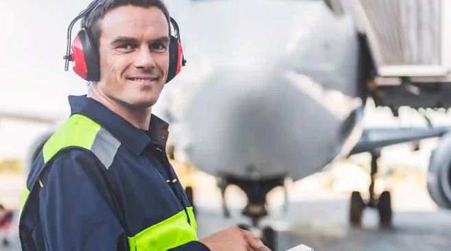job under the Airports Authority of India AAI apply before june 30