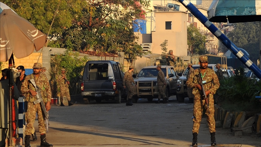 Suicide Attack in Pakistan 16 Pakistani Soldiers Killed Over 24 Injured