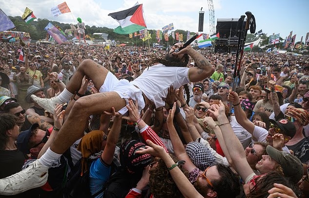 US revoked visas of prominent British rappers Bob Vylan for death sang to Israeli army