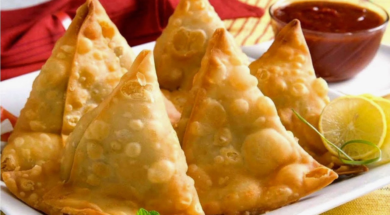Samosa The Foreign Snack That Became Indias Spicy Favorite