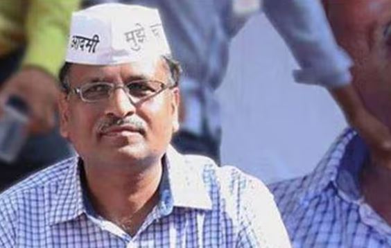 Court in Delhi has dismissed the corruption case against former Delhi minister and Aam Aadmi Party leader Satyendar Jain