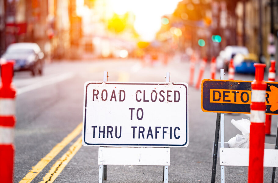 Bahrain updates Closure of lane on Government Avenue