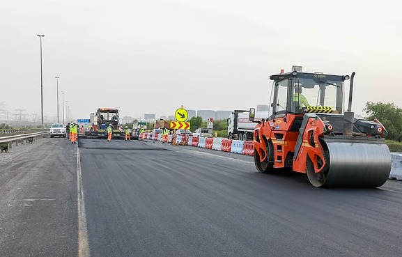 rta announced temporary road closing in emirates road