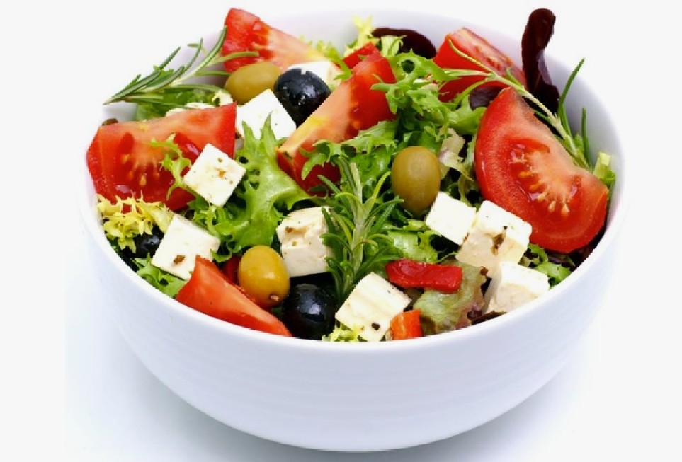 why eating salad before meals is good for your health