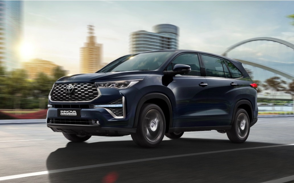 innova highcross reasons behind the high demand from families