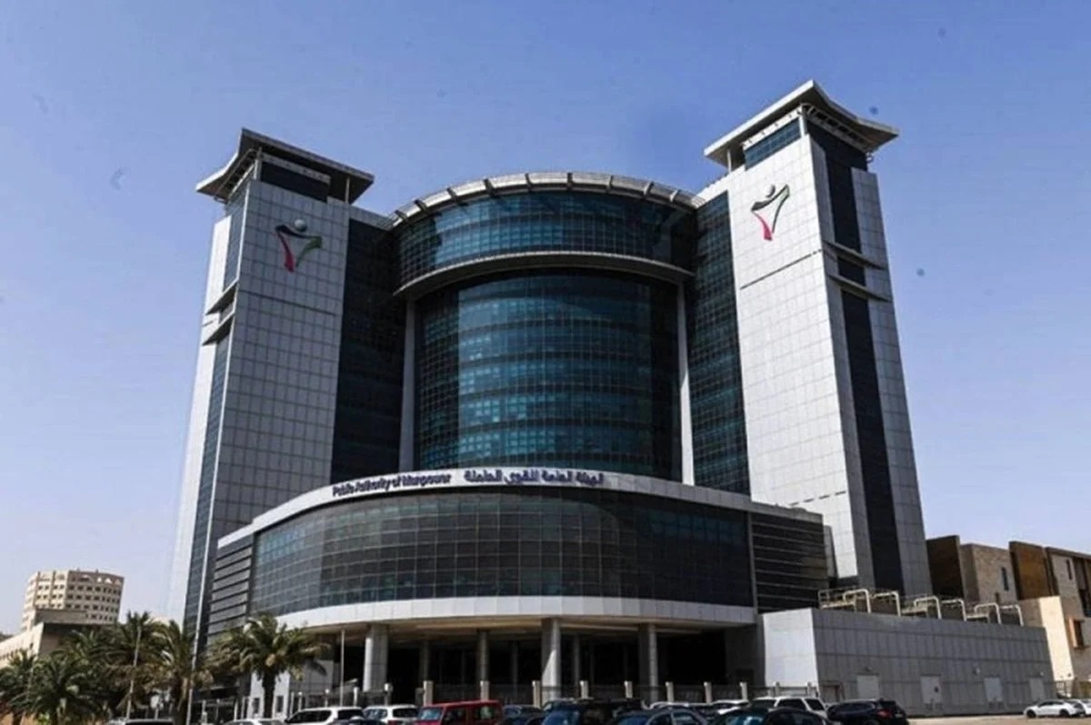 Kuwait Boosts Private Sector Support by Revoking some Work Permit Guarantees