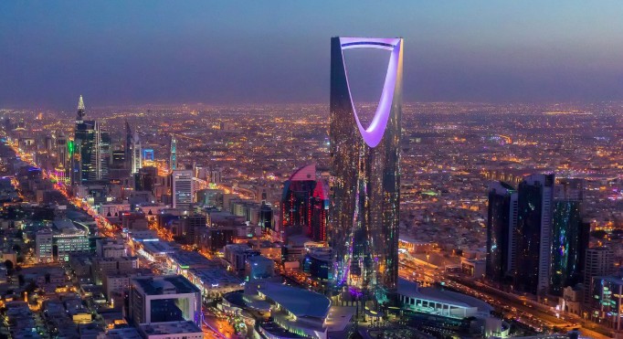 job openings including driver receptionist engineer and housekeeper available in the Gulf as of December 15