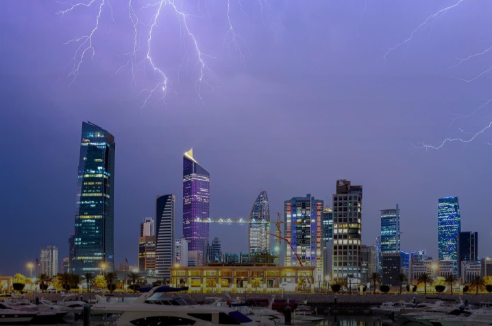 Heavy rain warning in Kuwait as Thunderstorms and fog possible