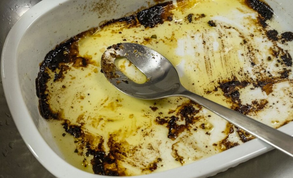 how to remove burnt smell and taste from food