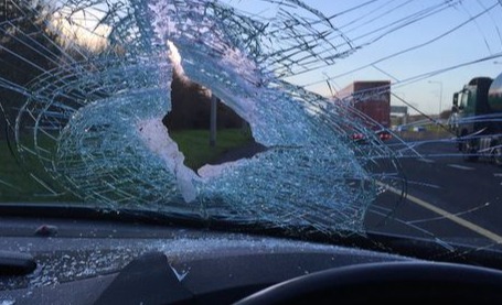 bahrain taxi driver robbed bd220 assault case