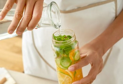stay hydrated this summer with detox water simple tips and recipes