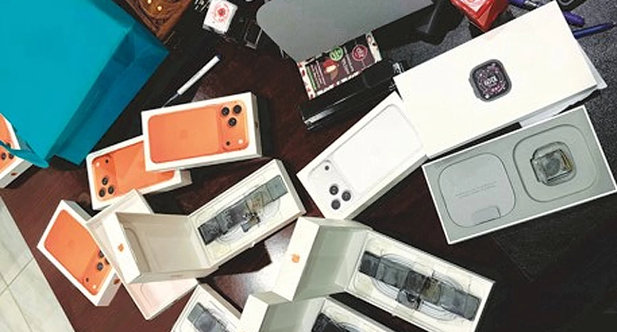 Egyptian expat flees Kuwait after defrauding Indian buyer with fake iPhones