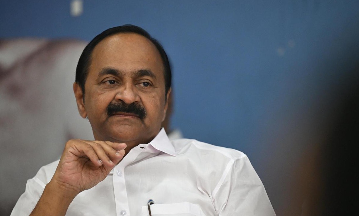 കേരളത്തിൽ വി.ഡി. സതീശൻ തരംഗം; ജനപിന്തുണ നിർണ്ണായകമെന്ന് ഹൈക്കമാൻഡ് റിപ്പോർട്ട്