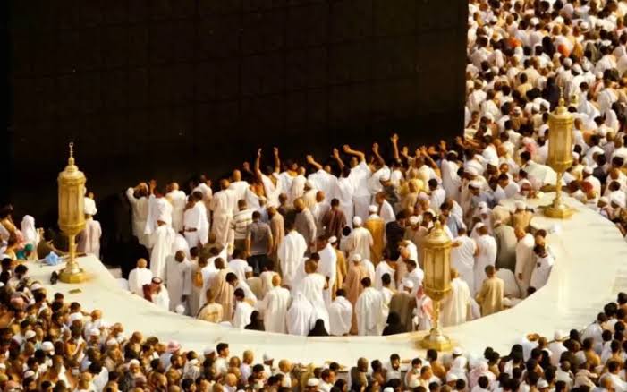 separate time schedule for visiting the Hijr Ismail